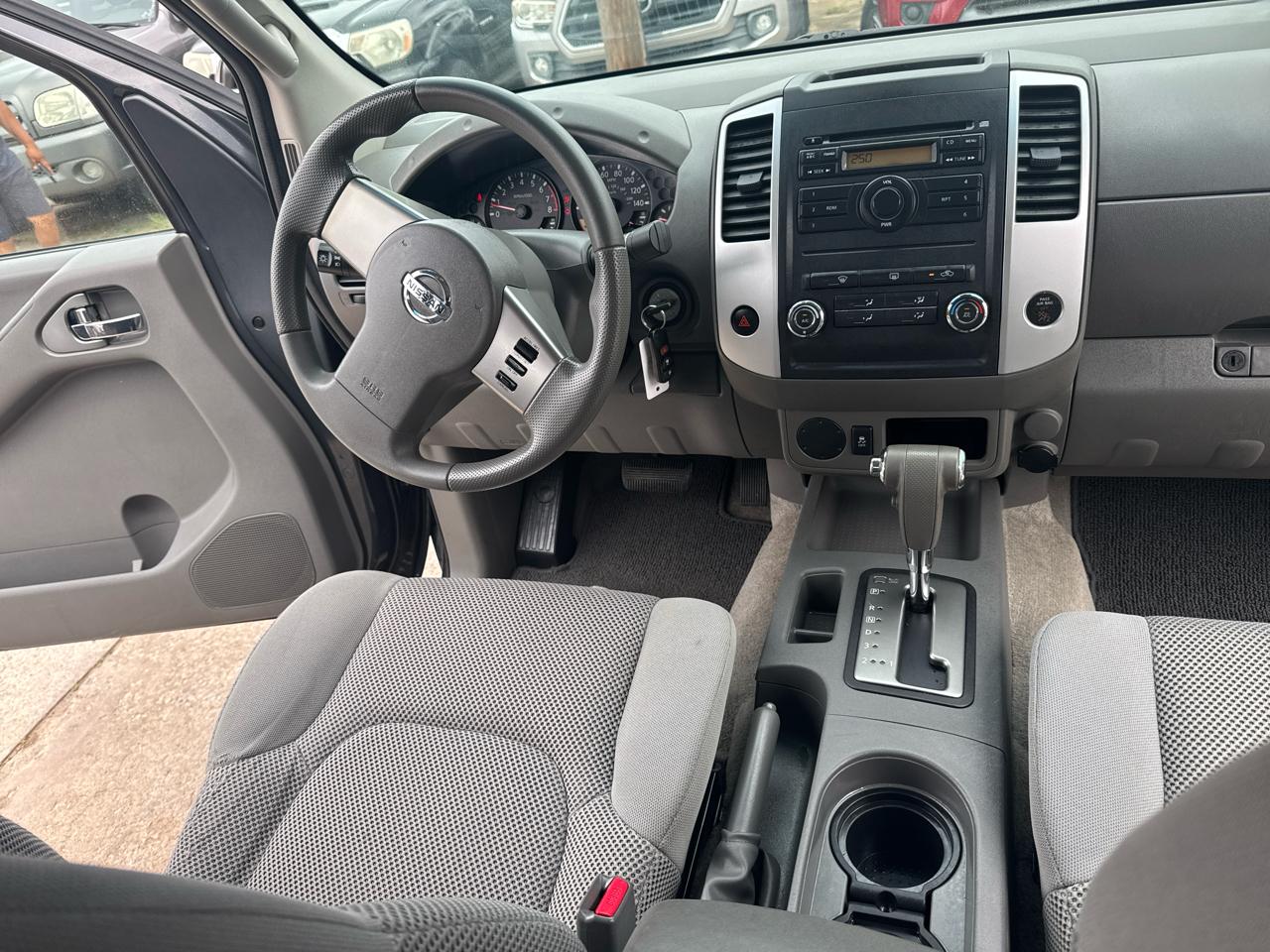 Nissan Frontier S Crew Cab 2WD 2012