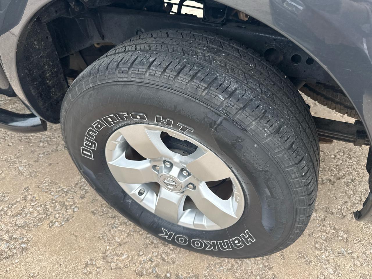 Nissan Frontier S Crew Cab 2WD 2012