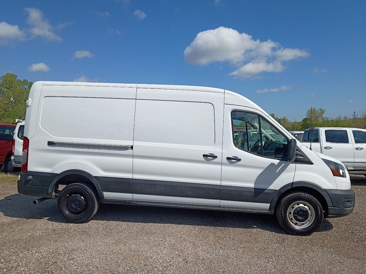 Ford Transit 250 Van Med. Roof w/Sliding Pass. 130-in. WB 2021