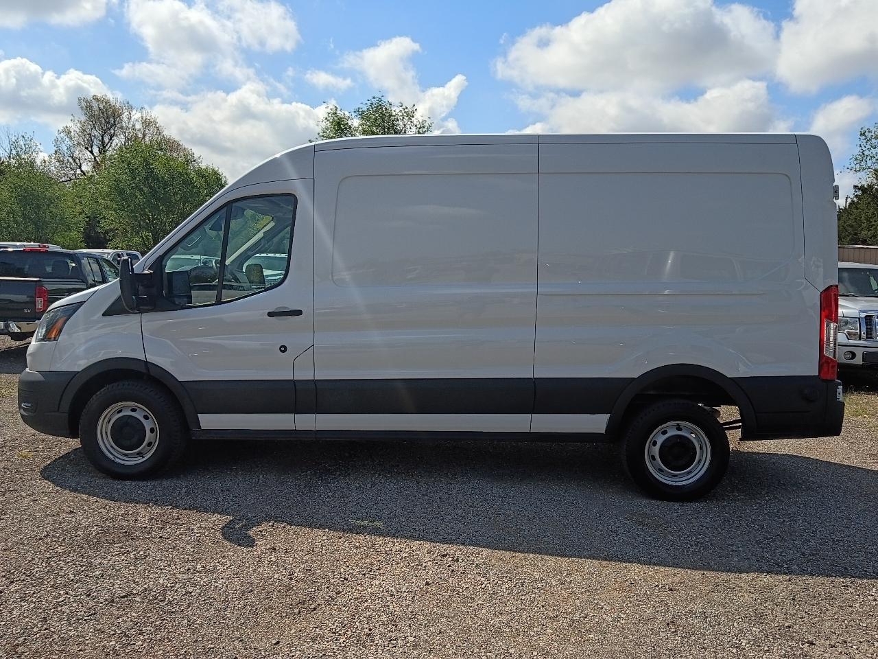 Ford Transit 250 Van Med. Roof w/Sliding Pass. 130-in. WB 2021