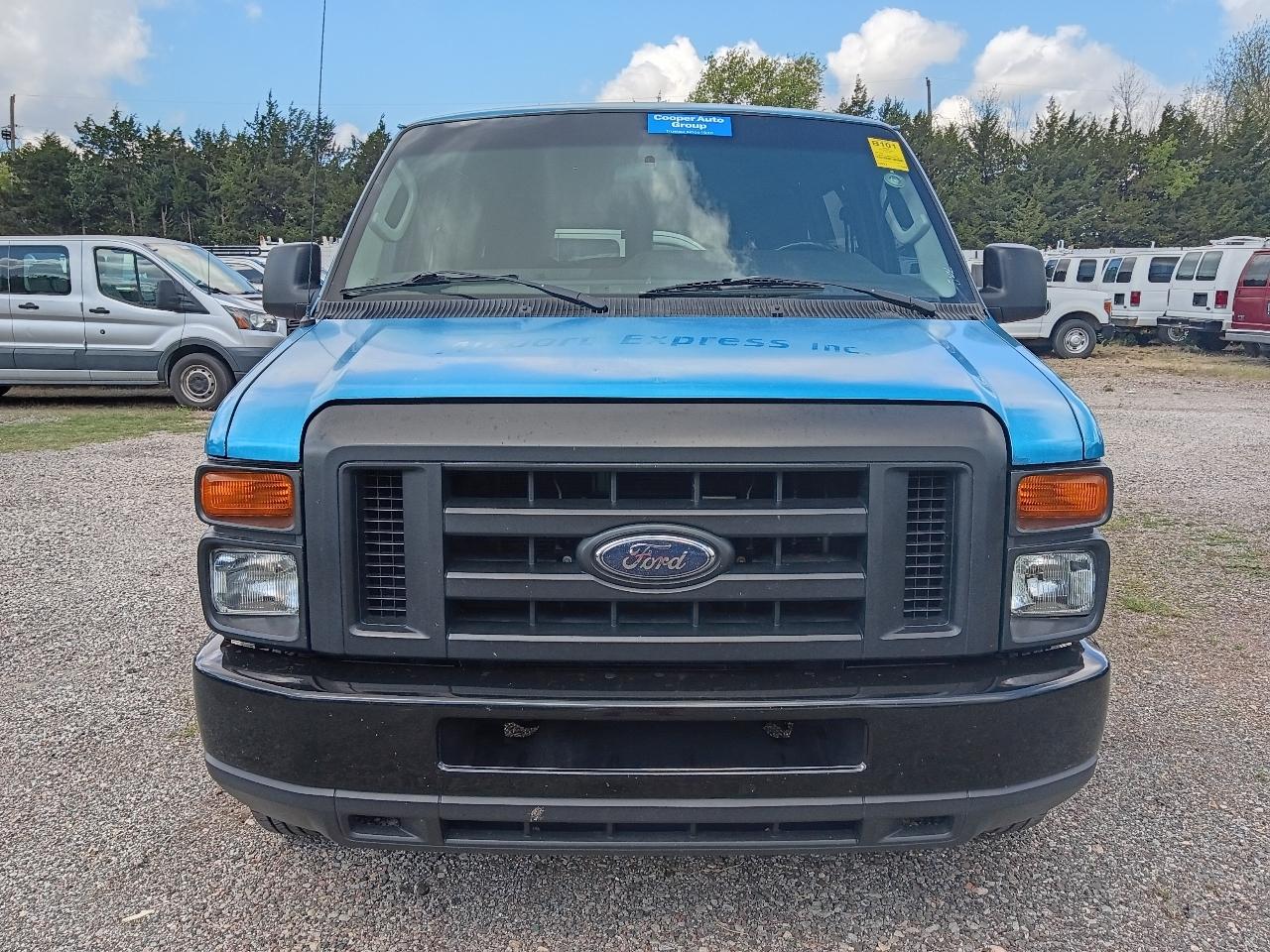 Ford Econoline E-150 XL 2009