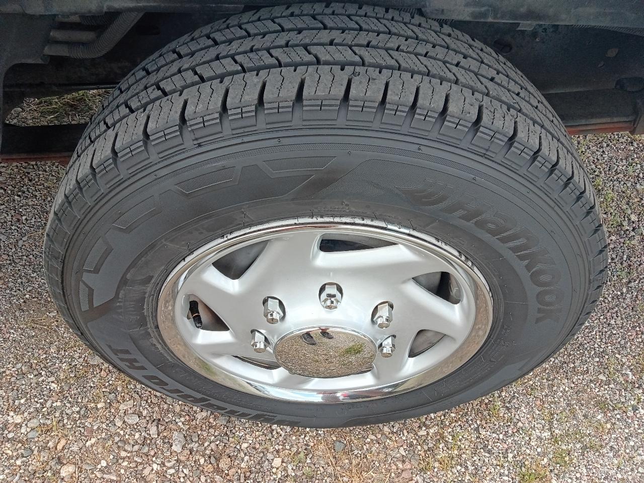 Ford Econoline E-150 XL 2009