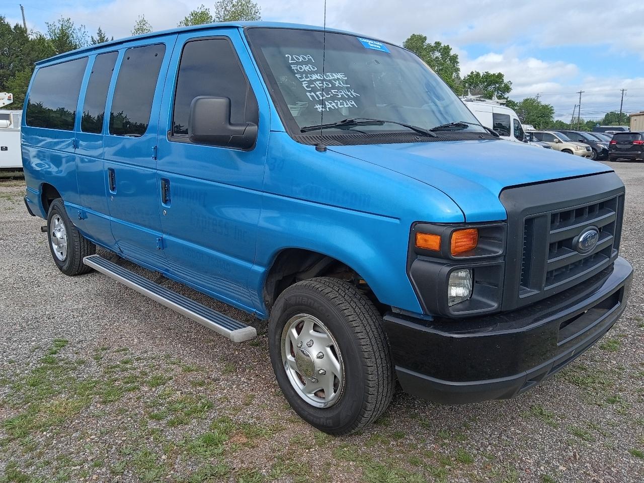 Ford Econoline E-150 XL 2009