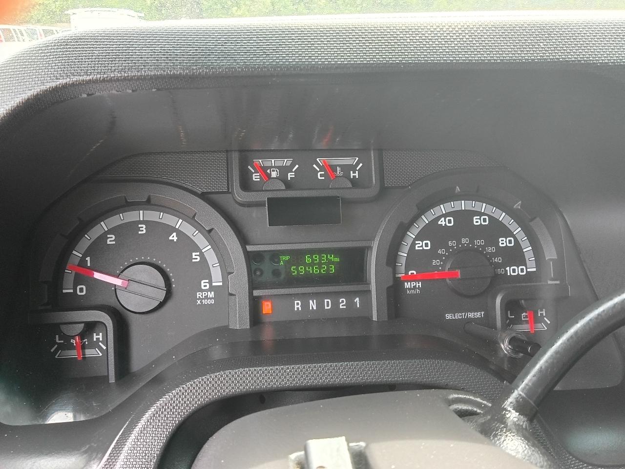 Ford Econoline E-150 XL 2009