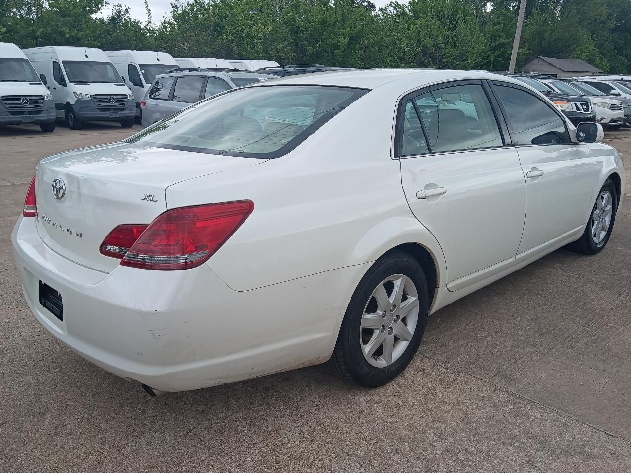 Toyota Avalon XLS 2008