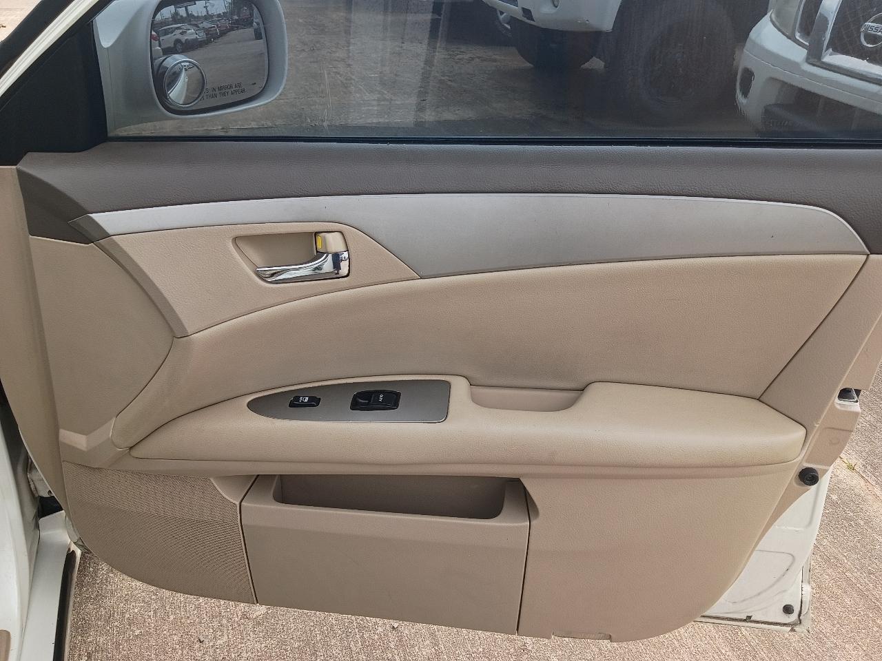 Toyota Avalon XLS 2008
