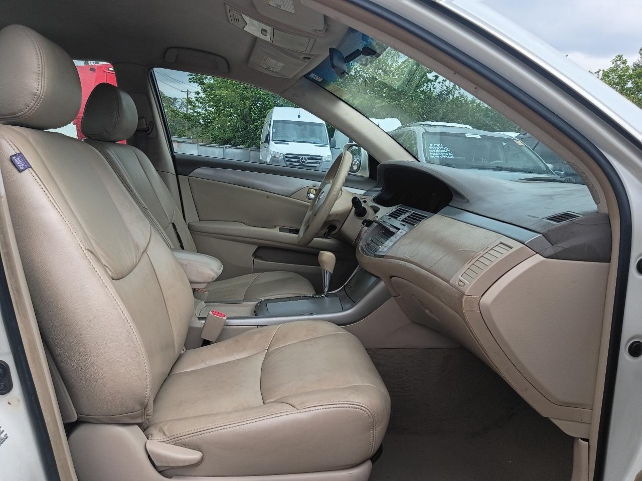 Toyota Avalon XLS 2008