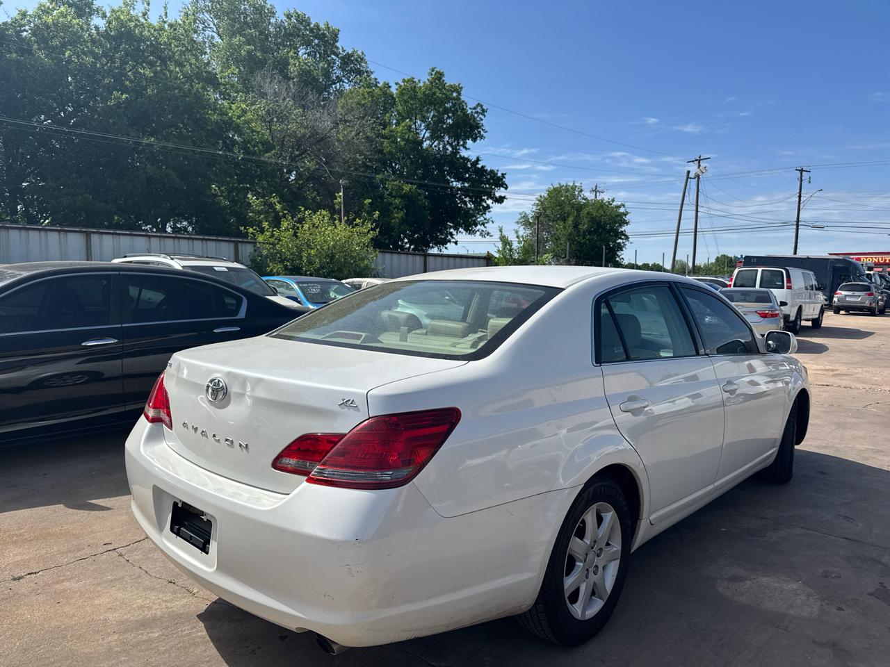 Toyota Avalon XLS 2008