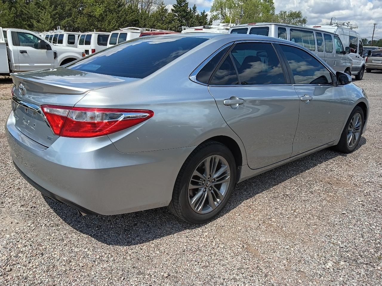 Toyota Camry XLE 2016