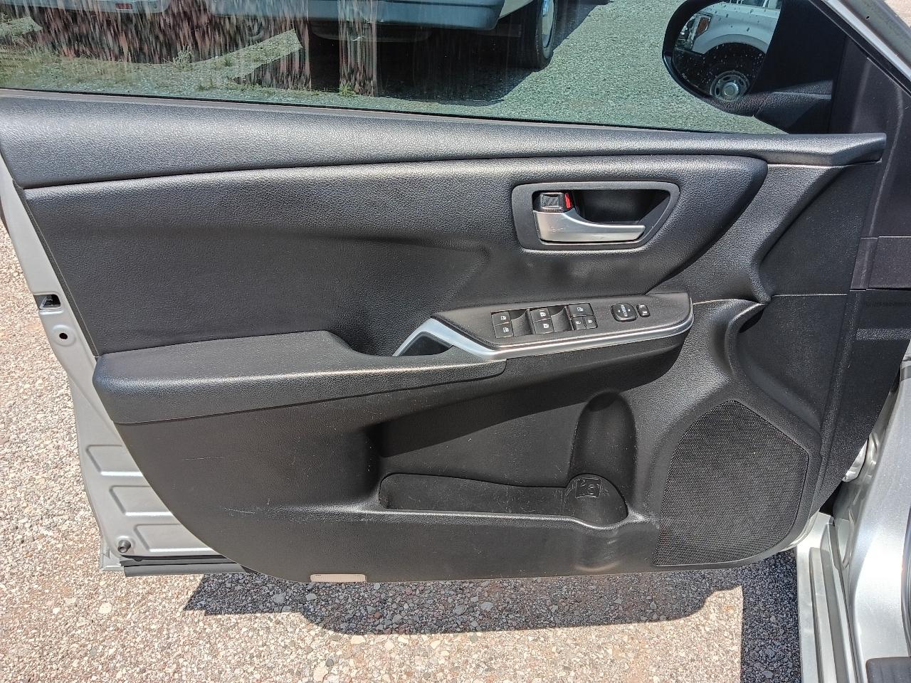 Toyota Camry XLE 2016