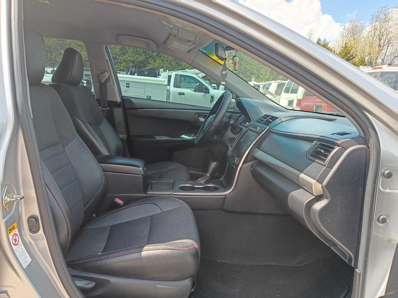 Toyota Camry XLE 2016