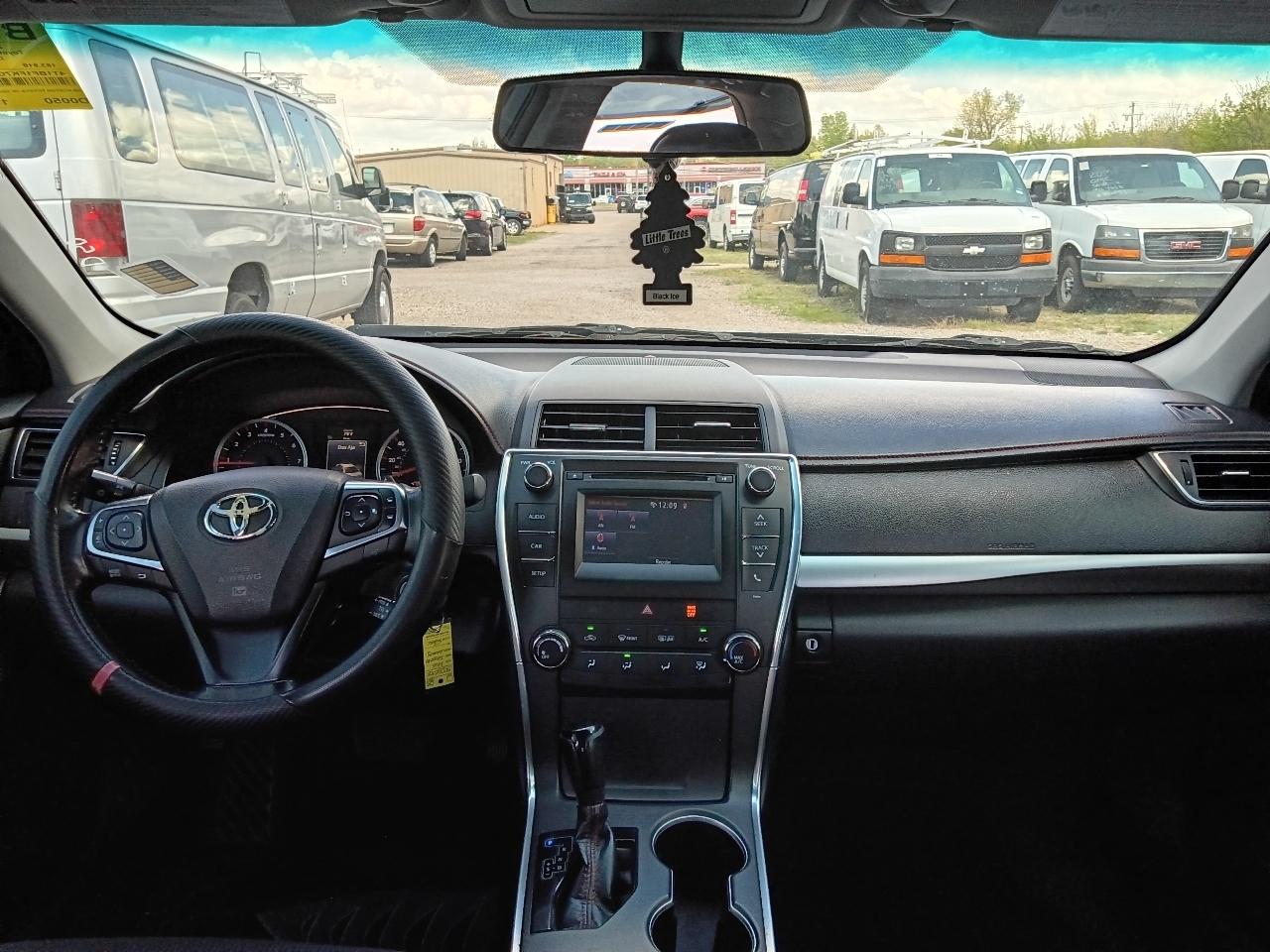 Toyota Camry XLE 2016