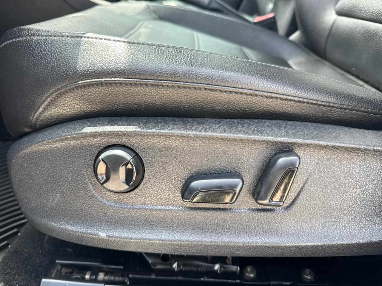 Volkswagen Passat TDI SE 6A w/ Sunroof 2015