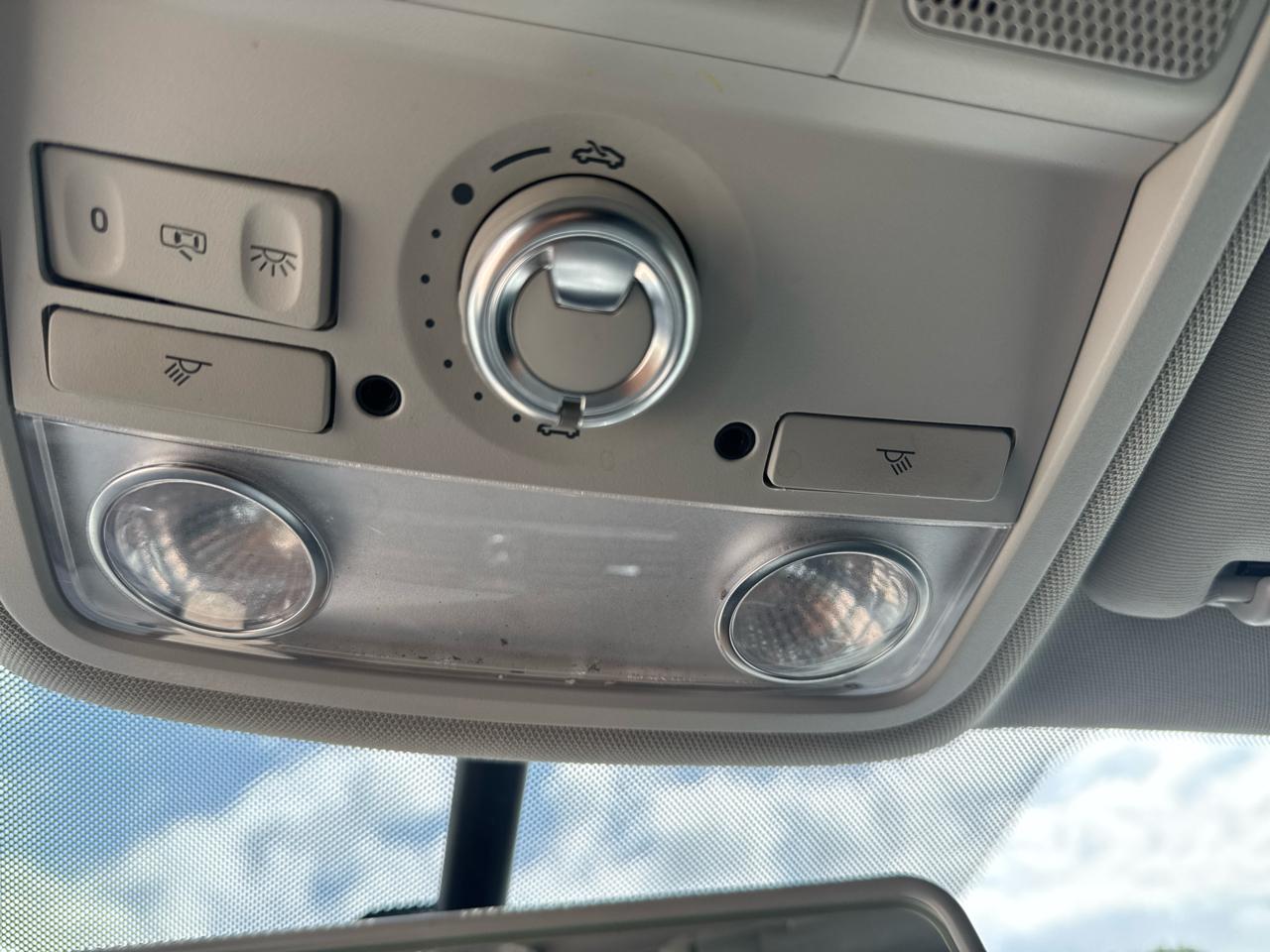 Volkswagen Passat TDI SE 6A w/ Sunroof 2015