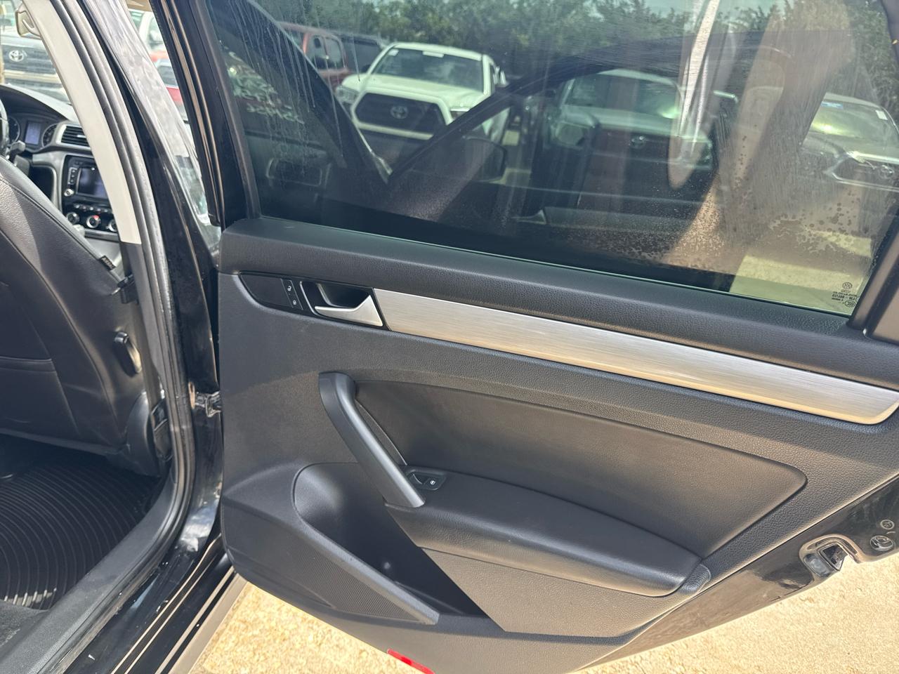 Volkswagen Passat TDI SE 6A w/ Sunroof 2015