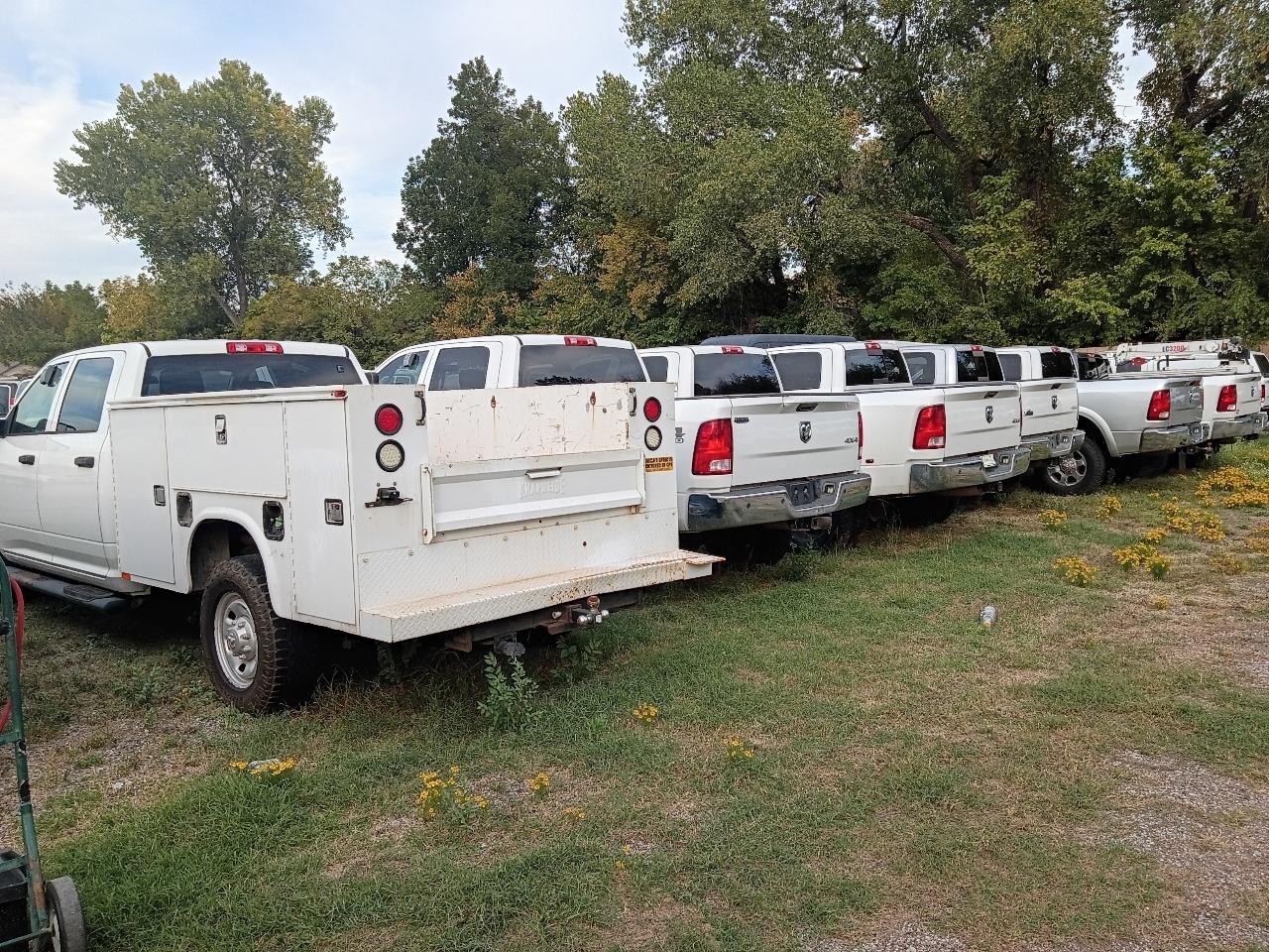 Dodge Ram 3500 Regular Cab DRW 2WD 2011