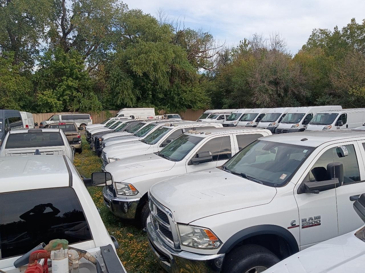 Dodge Ram 3500 Regular Cab DRW 2WD 2011