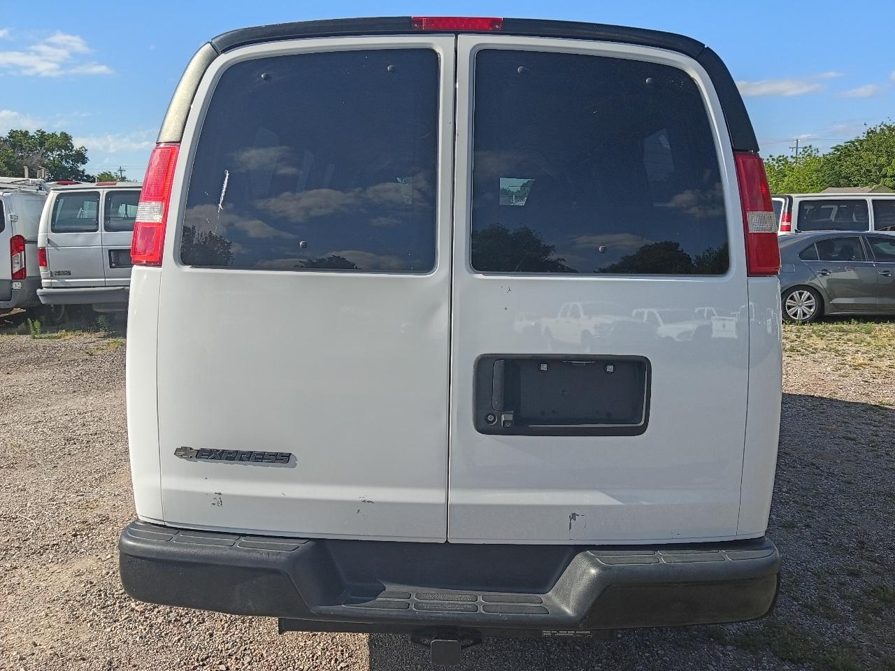 Chevrolet Express LS 3500 2019