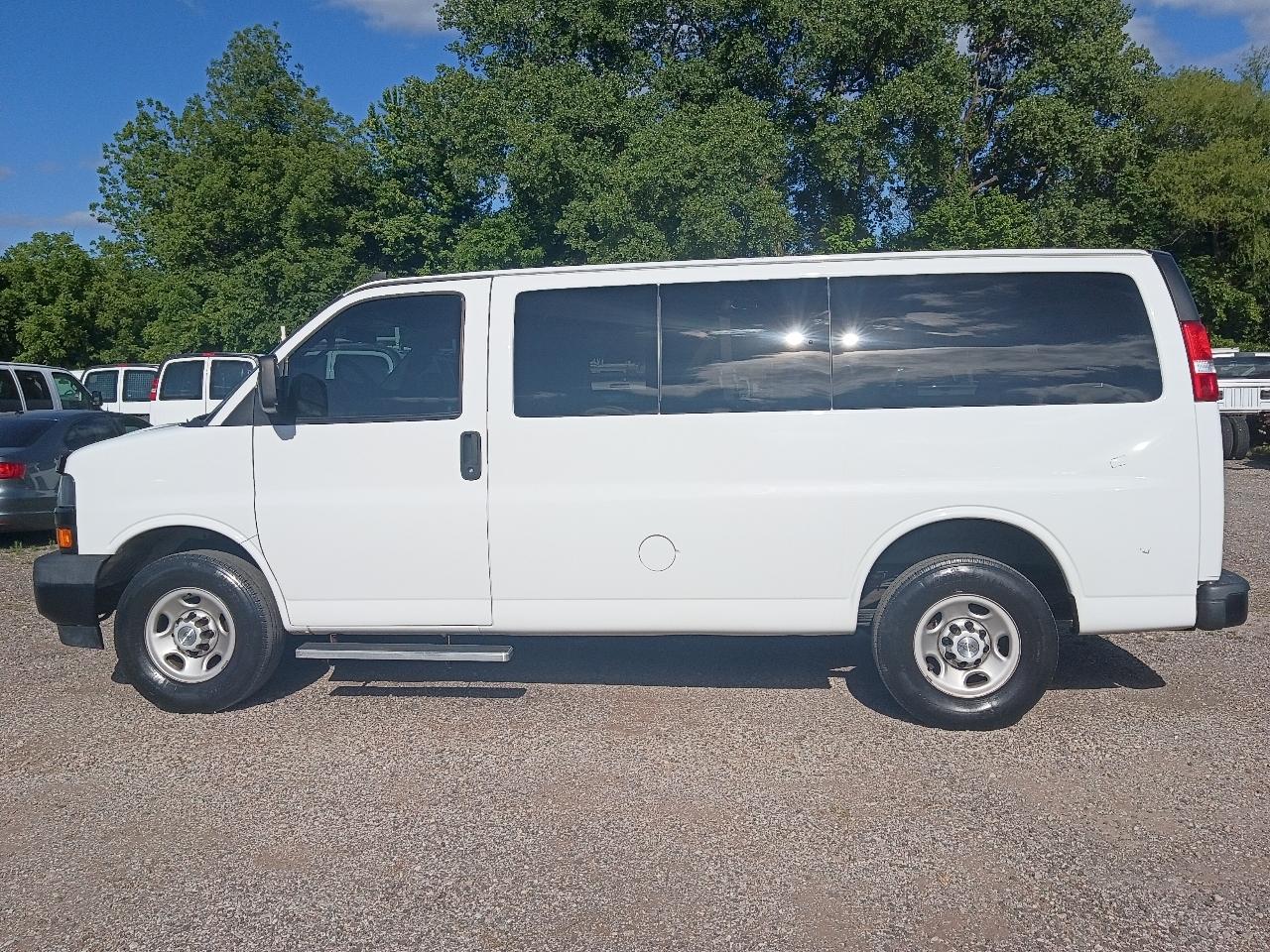 Chevrolet Express LS 3500 2019