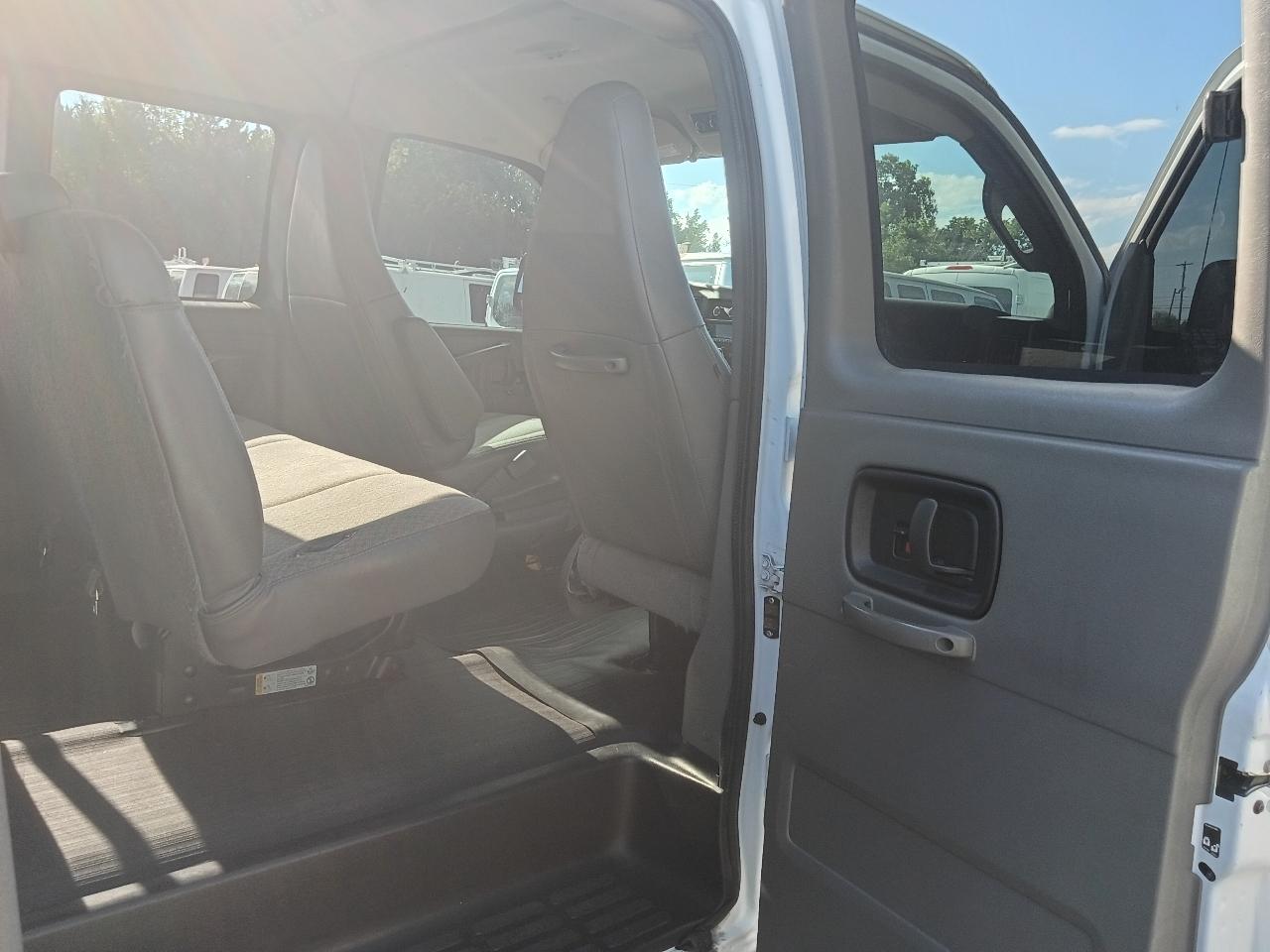 Chevrolet Express LS 3500 2019