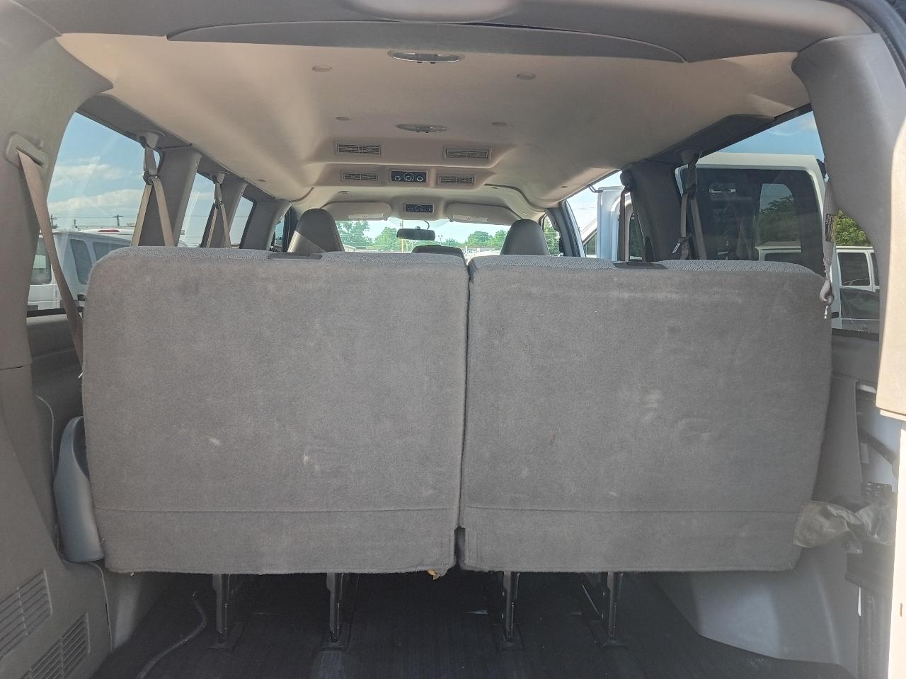 Chevrolet Express LS 3500 2019