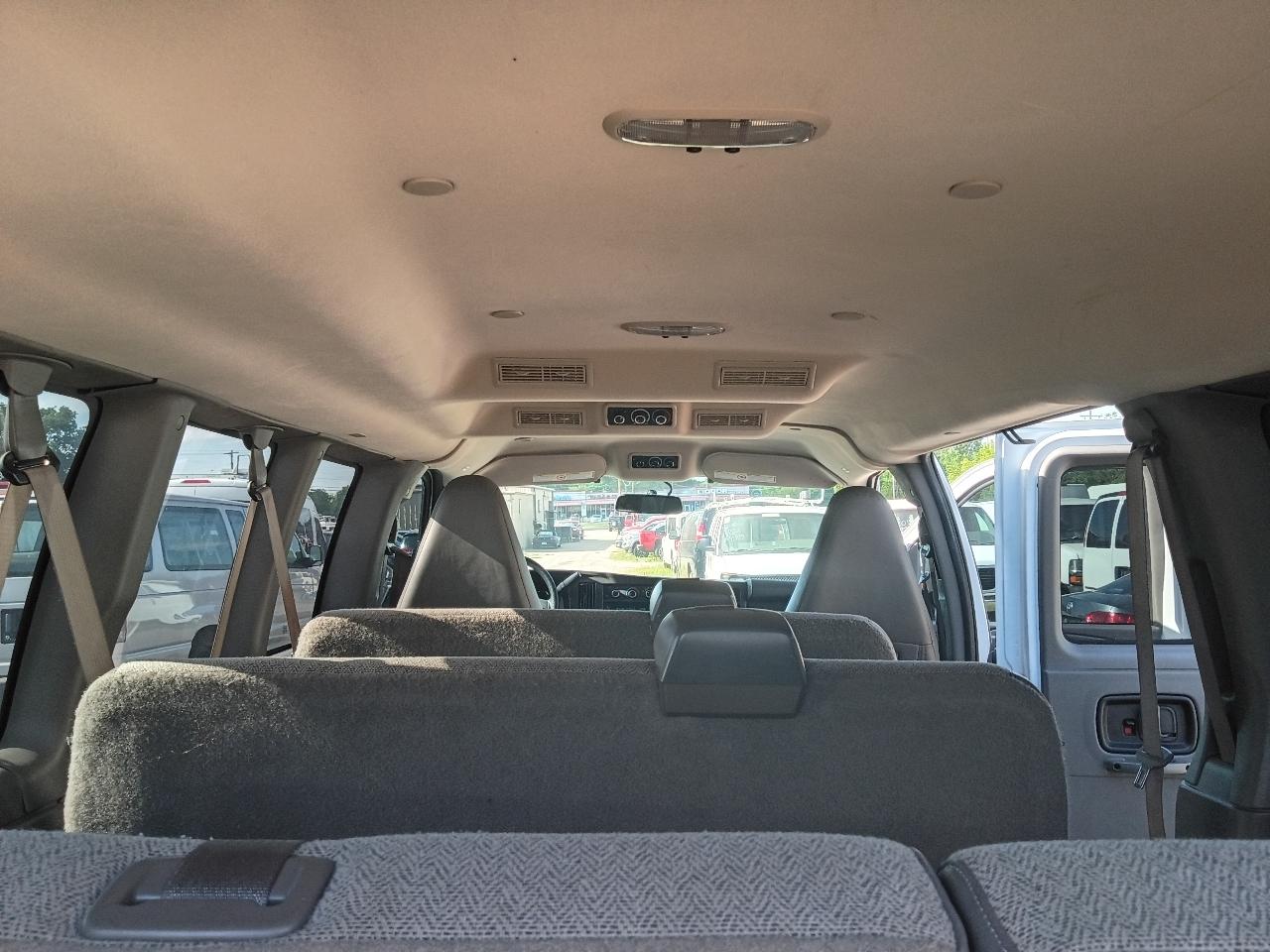 Chevrolet Express LS 3500 2019
