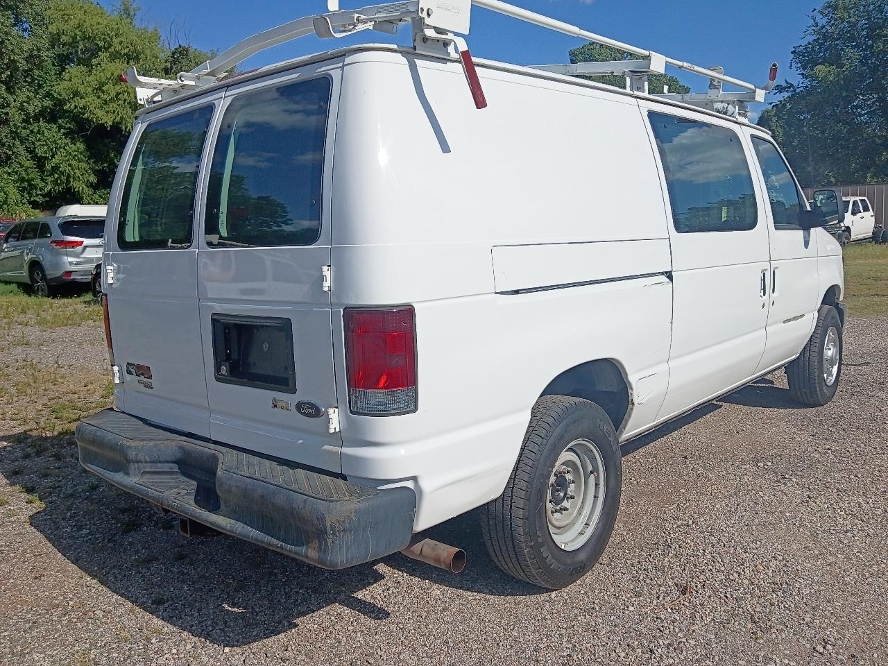 Ford Econoline E-250 2013