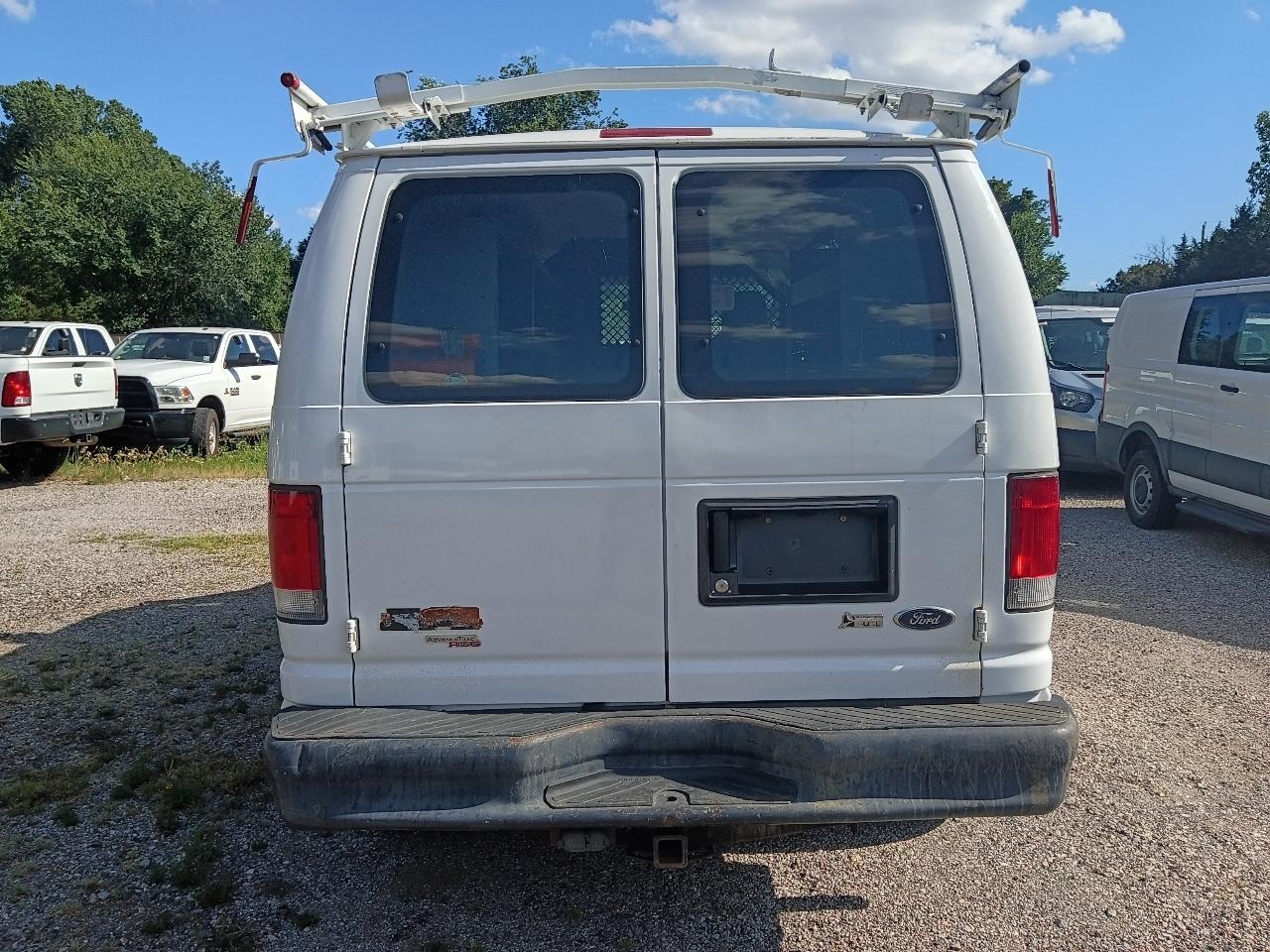 Ford Econoline E-250 2013
