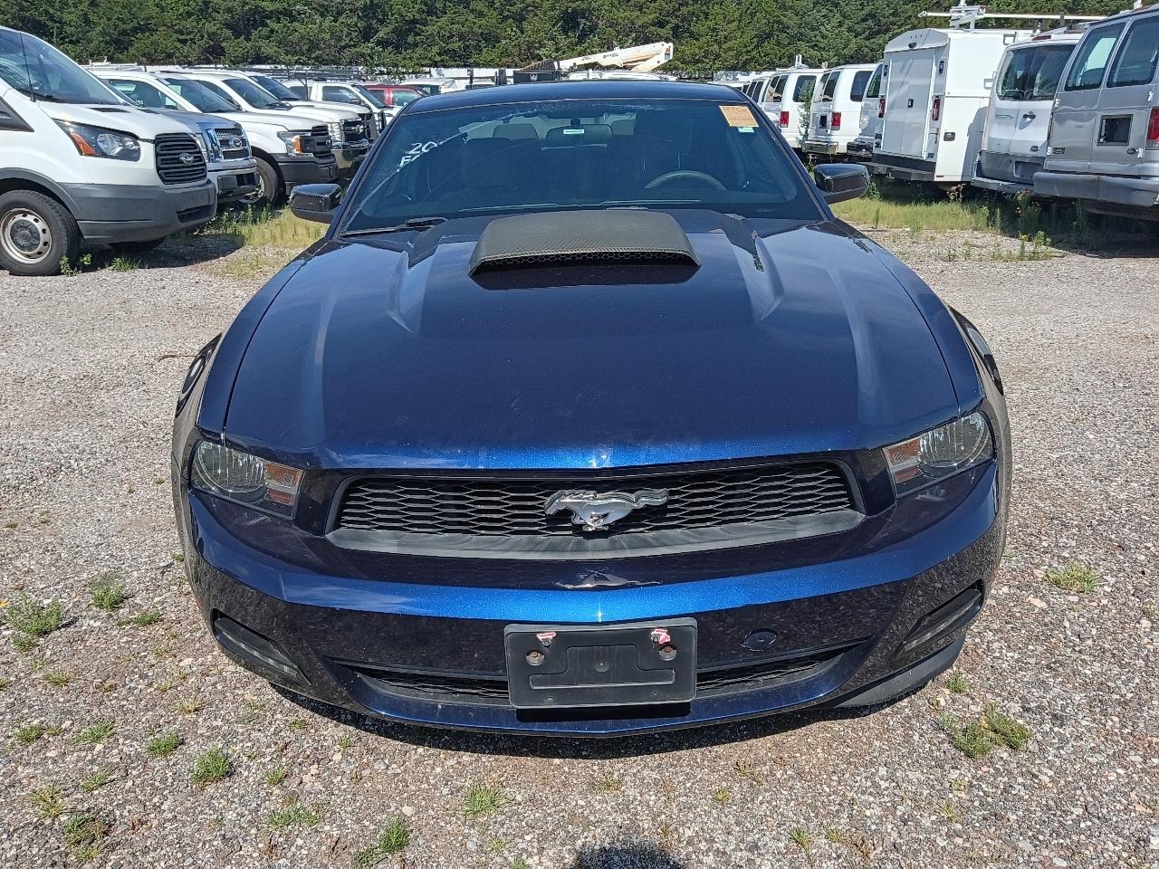 Ford Mustang V6 Coupe 2012