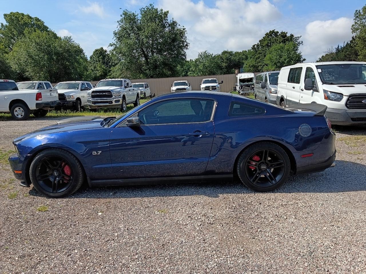 Ford Mustang V6 Coupe 2012