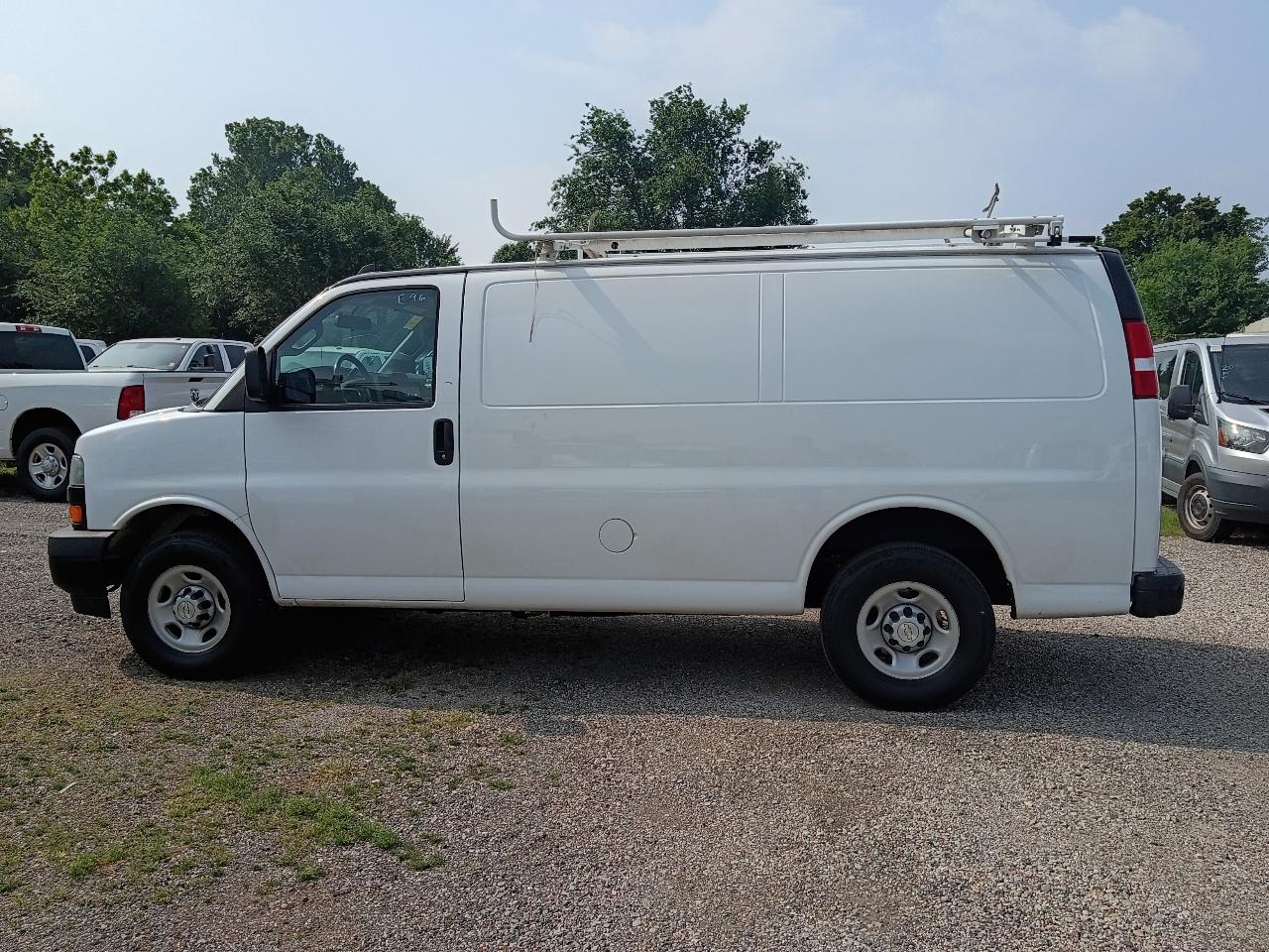 Chevrolet Express 2500 Cargo 2023