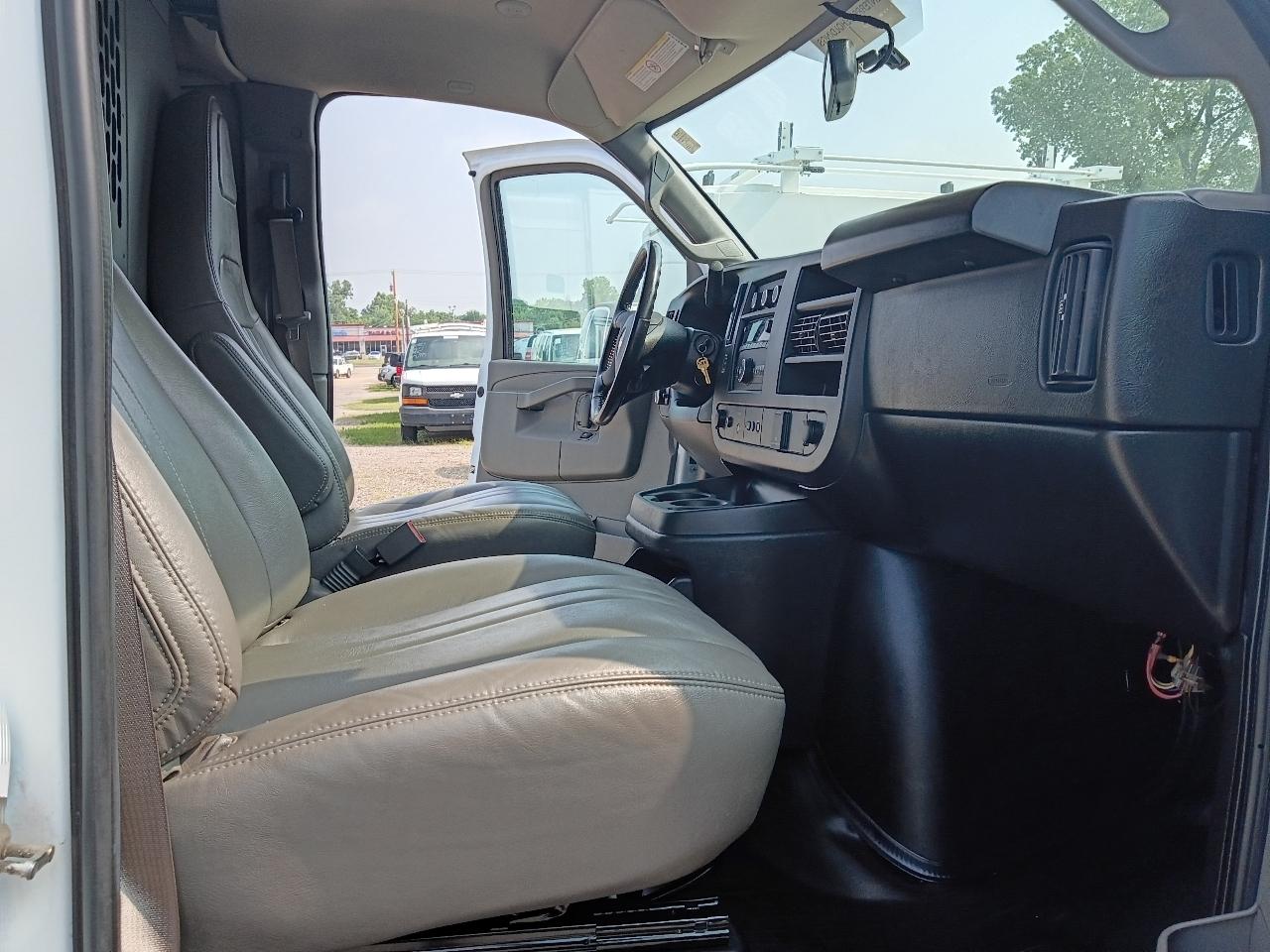 Chevrolet Express 2500 Cargo 2023