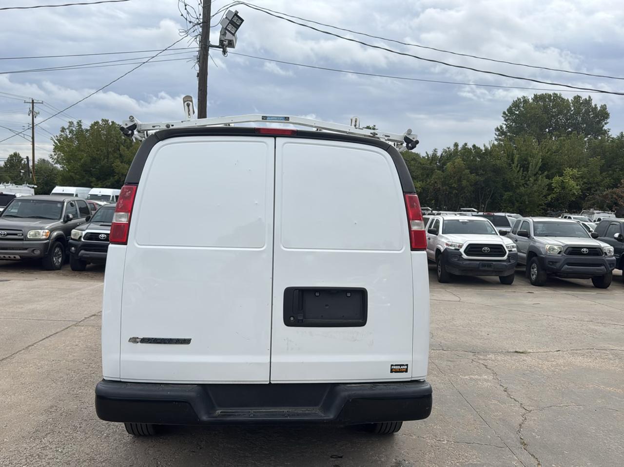 Chevrolet Express 2500 Cargo 2023