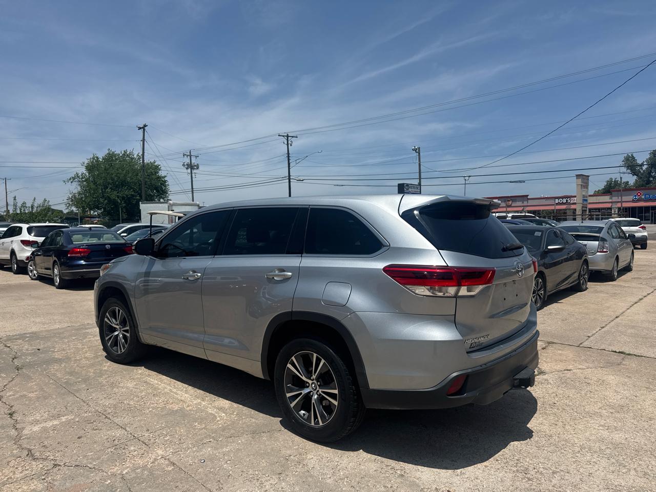Toyota Highlander LE FWD I4 2017