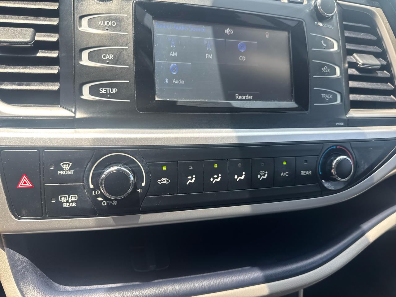 Toyota Highlander LE FWD I4 2017