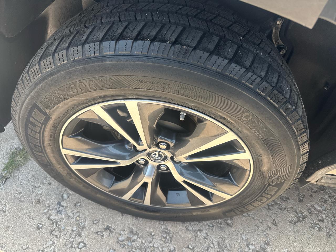 Toyota Highlander LE FWD I4 2017