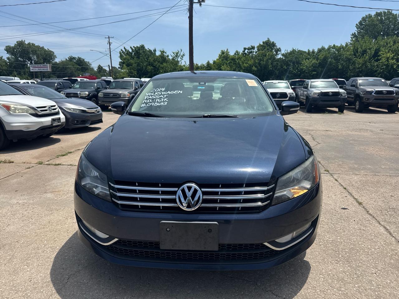 Volkswagen Passat 2.0L TDI SE AT 2014