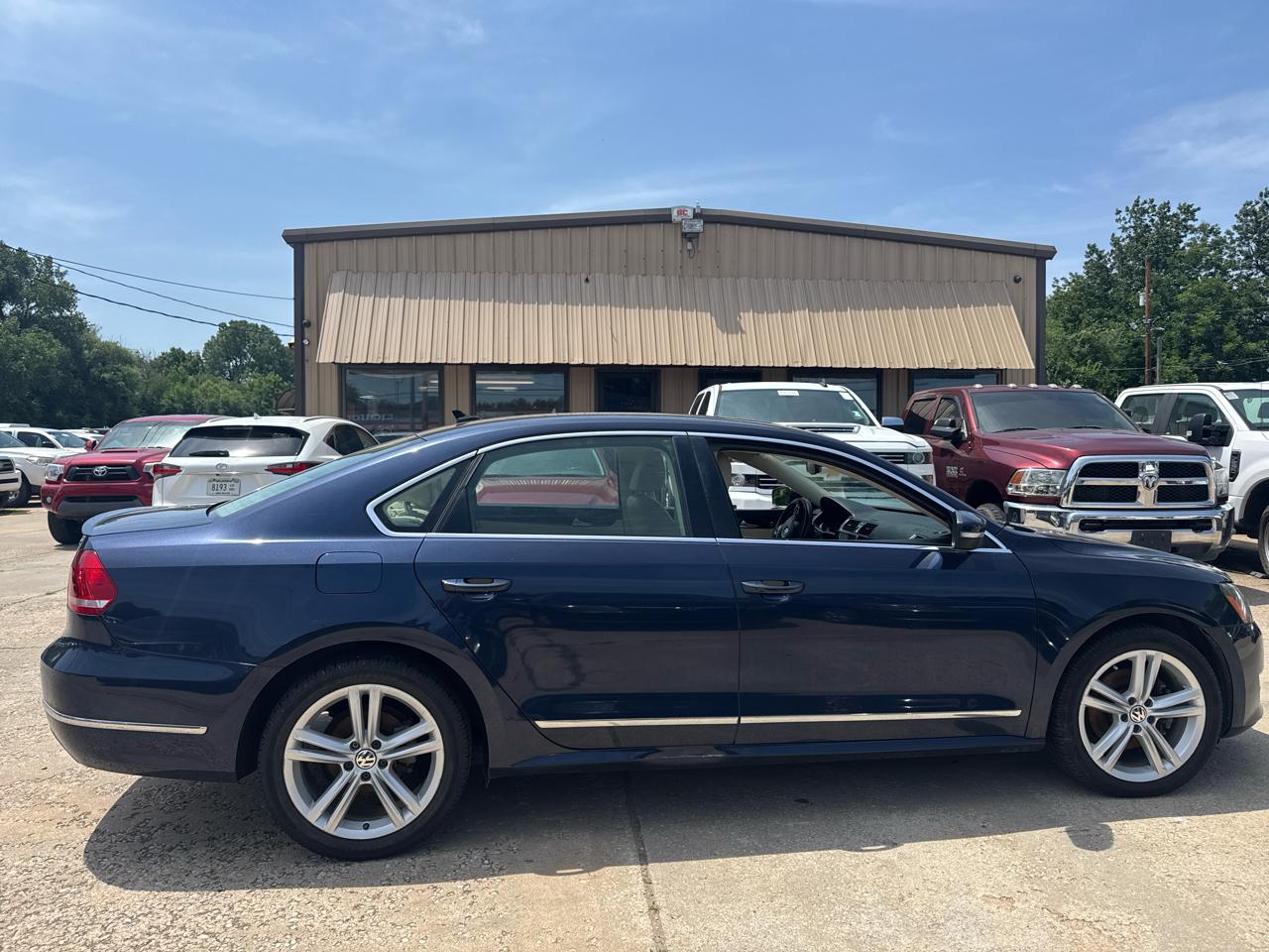 Volkswagen Passat 2.0L TDI SE AT 2014