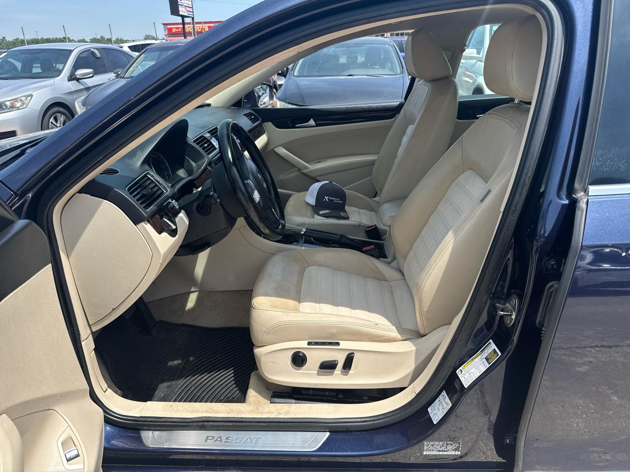 Volkswagen Passat 2.0L TDI SE AT 2014