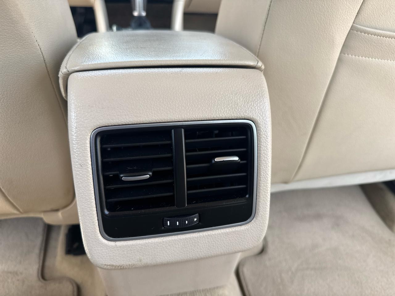 Volkswagen Passat 2.0L TDI SE AT 2014