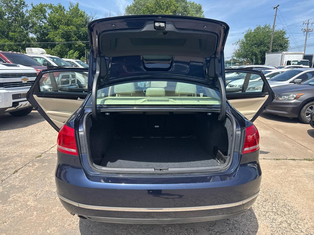 Volkswagen Passat 2.0L TDI SE AT 2014