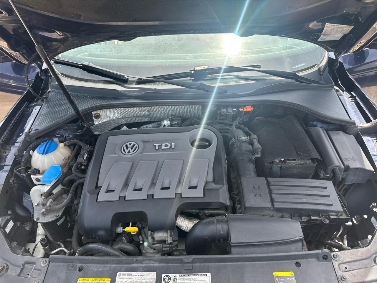 Volkswagen Passat 2.0L TDI SE AT 2014