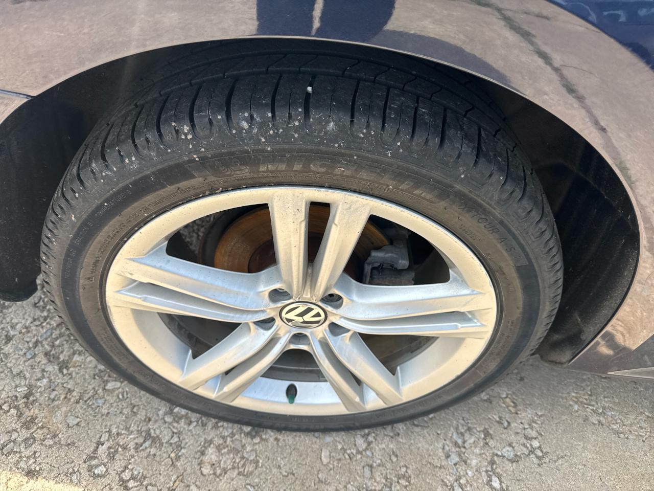 Volkswagen Passat 2.0L TDI SE AT 2014