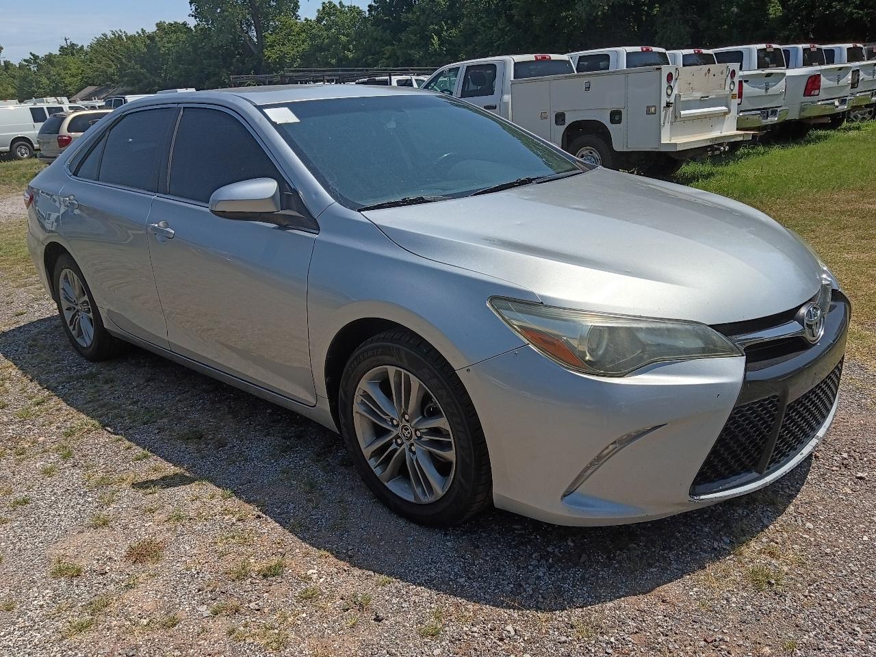 Toyota Camry SE 2015