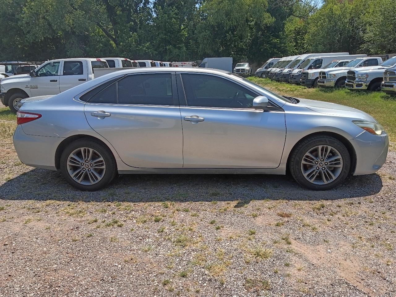 Toyota Camry SE 2015