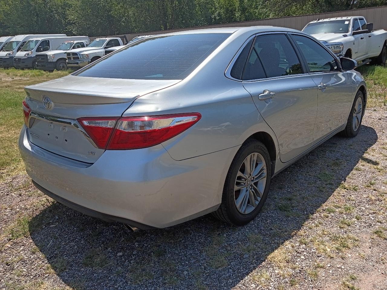 Toyota Camry SE 2015