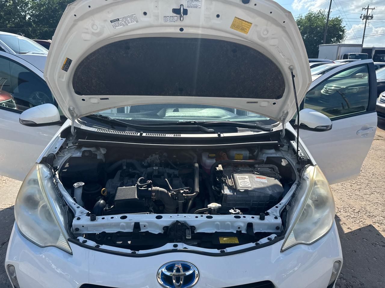 Toyota Prius c One 2013