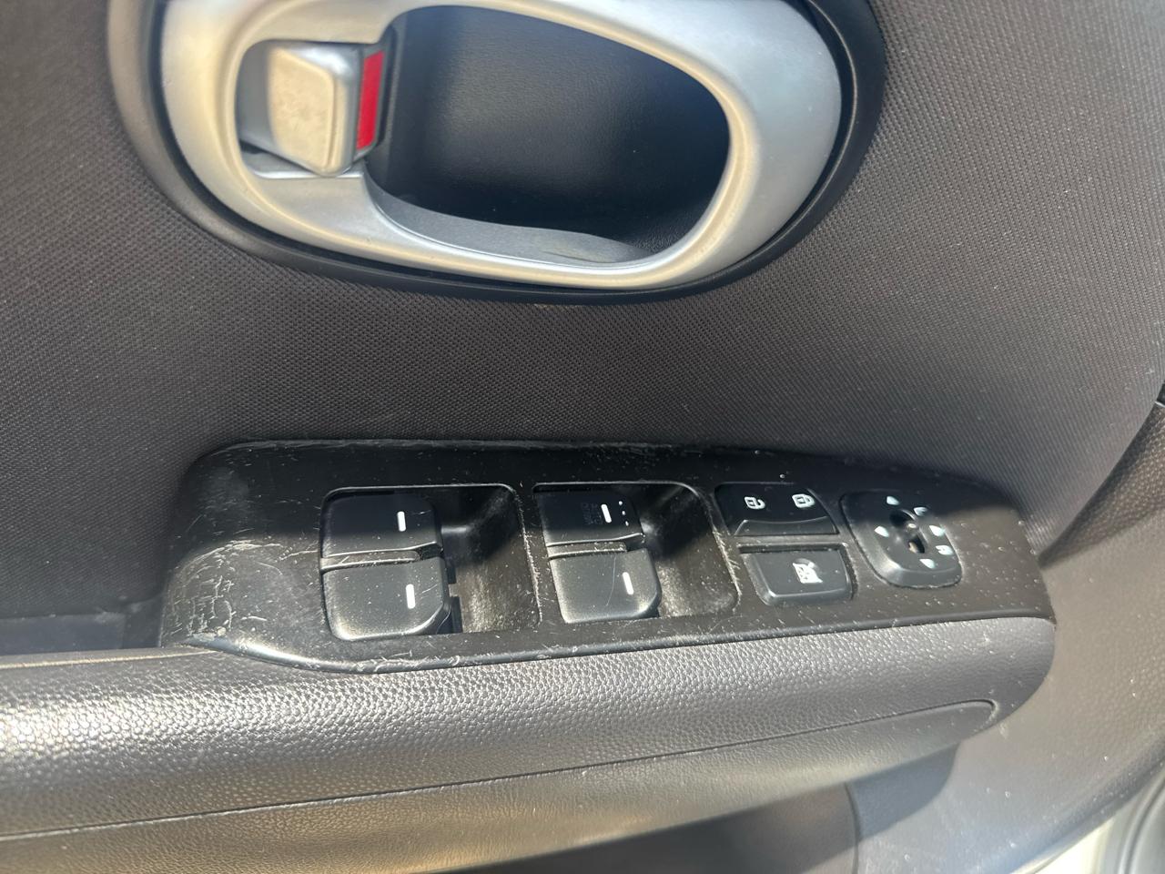 Kia Soul Base 2015