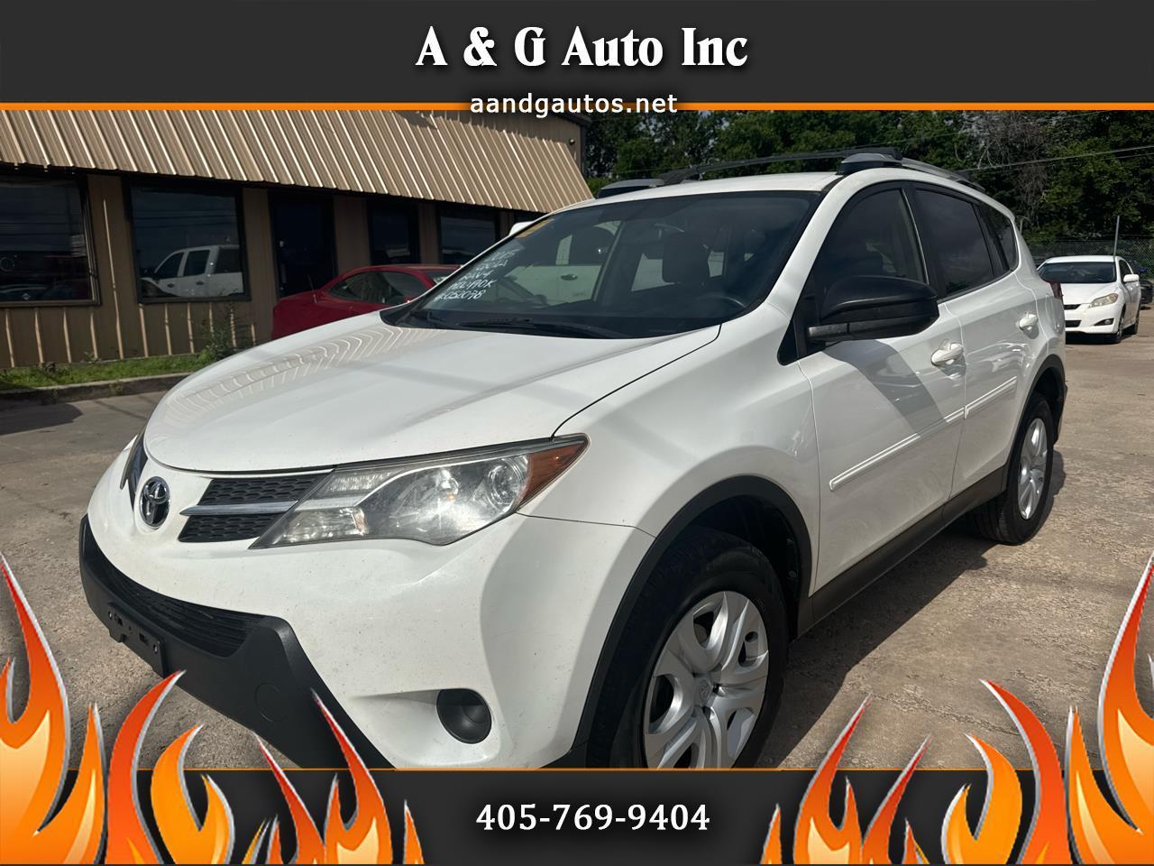 Toyota RAV4 LE FWD 2015