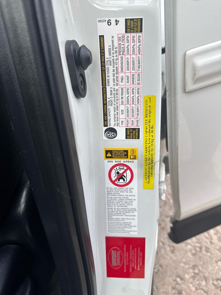 Toyota RAV4 LE FWD 2015